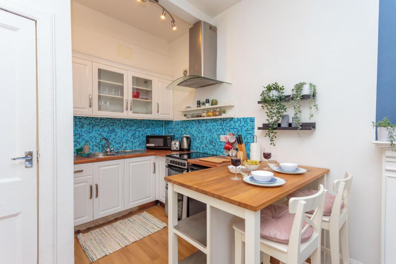 Apartamento Warm 1Bed Flat Leith Walk Edimburgo Exterior foto